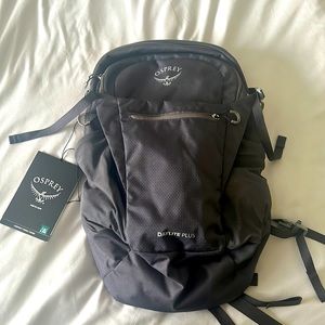 NWT Osprey Day Lite Plus Backpack